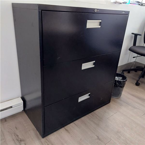 CLASSEUR 36" X 18" X 40"