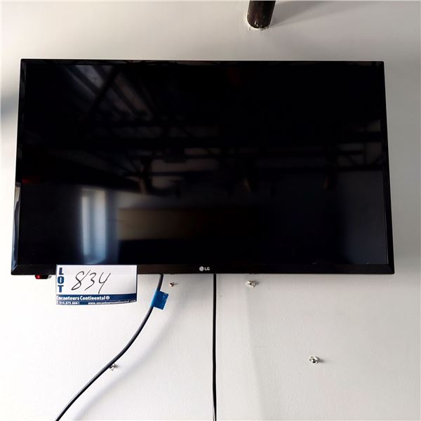 TÉLÉVISION LG 32"