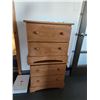 Image 1 : LOT DE 2 TABLES DE CHEVET 24" X 15" X 21"
