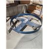 Image 1 : RACK MÉTAL 20" POUR POUBELLE