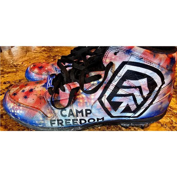 MY CAUSE MY CLEATS CUSTOM CAMP FREEDOM CLEATS WORN BY JETS GUARD JOE TIPPMANN