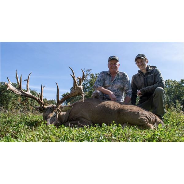 UNLIMITED WHITETAIL HUNT AT CAMP FREEDOM