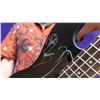 Image 7 : SAWTOOTH BASS GUITAR SIGNED BY BASS LEGEND PHIL SOUSSAN