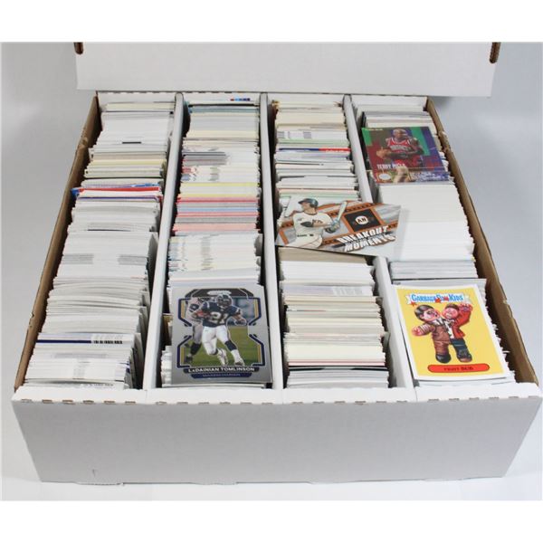 LARGE BOX OF ASSORTED SPORTS CARDS