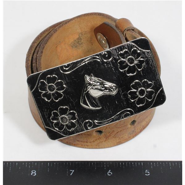 VINTAGE LEATHER BELT WITH HORSE BELT BUCKLE