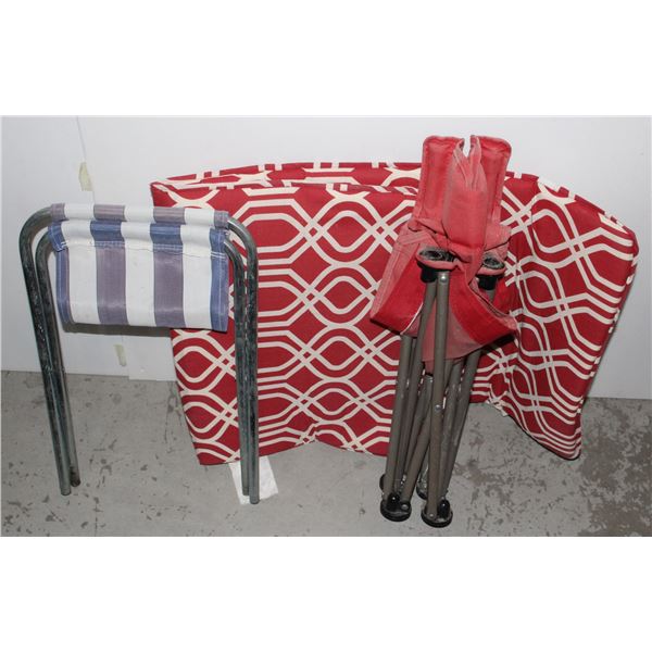 BOX OF OUTDOOR SEATING