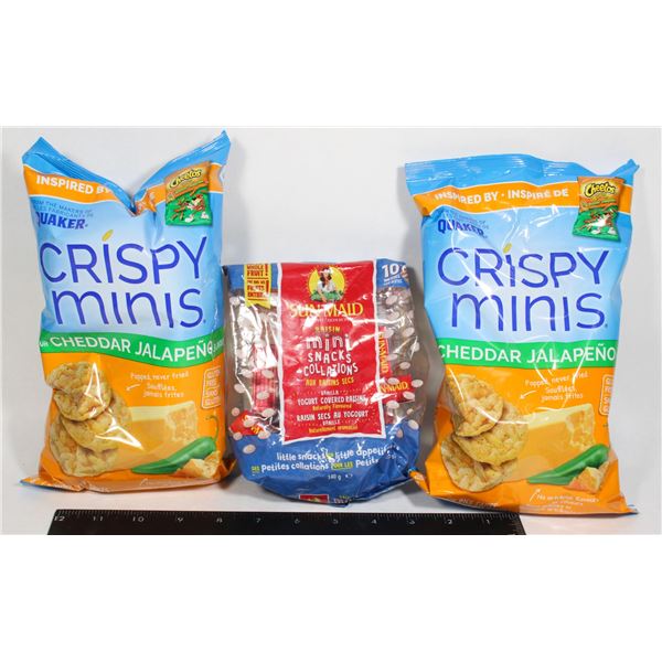 CRISPY MINIS & WHITE CHOCOLATE RAISINS