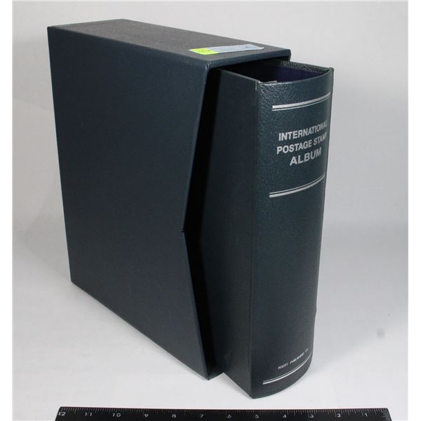 SCOTT INTERNATIONAL POSTAGE STAMP ALBUM - LARGE