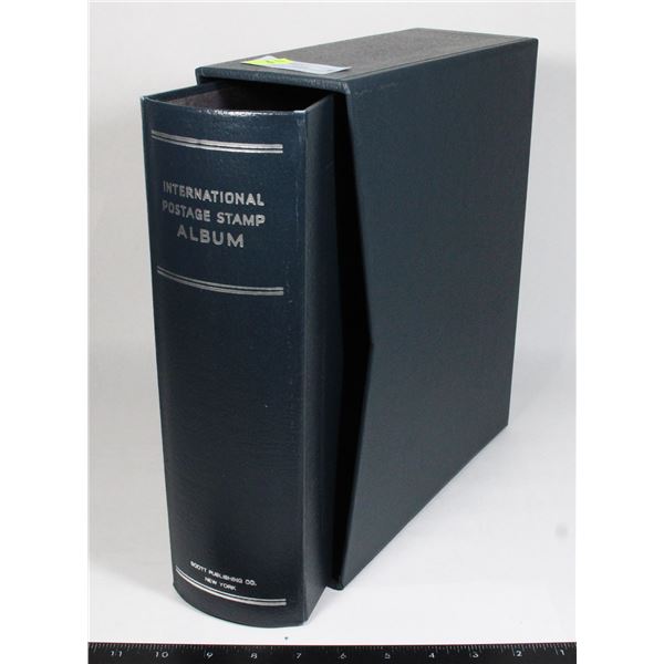 SCOTT INTERNATIONAL POSTAGE STAMP ALBUM