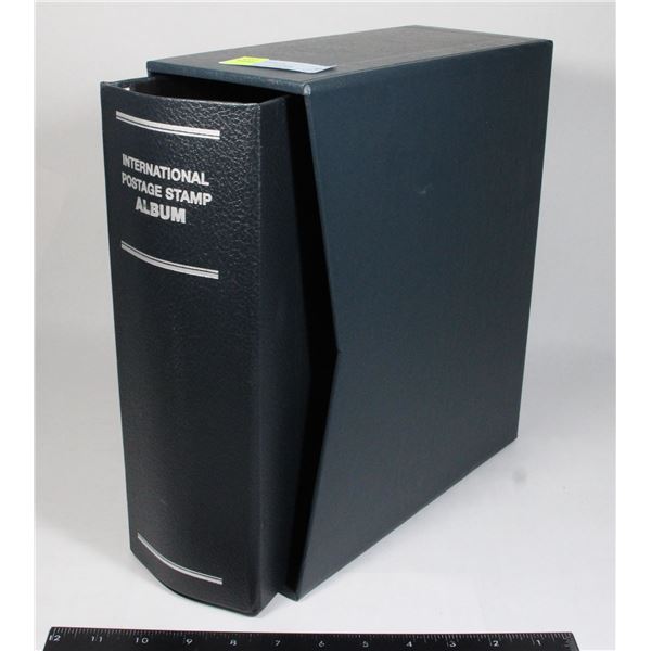 SCOTT INTERNATIONAL POSTAGE STAMP ALBUM - LARGE