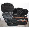 Image 1 : LOT OF SUITCASES