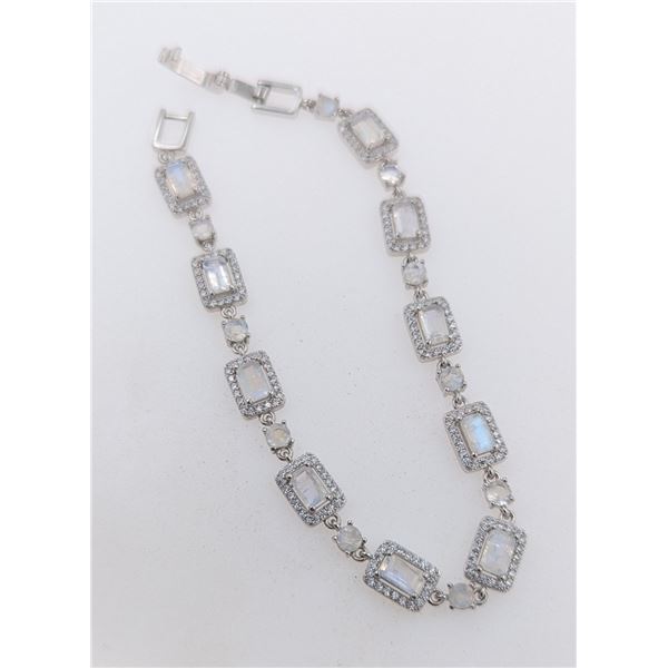 *^8 ct Certified Silver Moonstone gemstone Bracelet - Length 6.5" ($4,110 Appraisal)