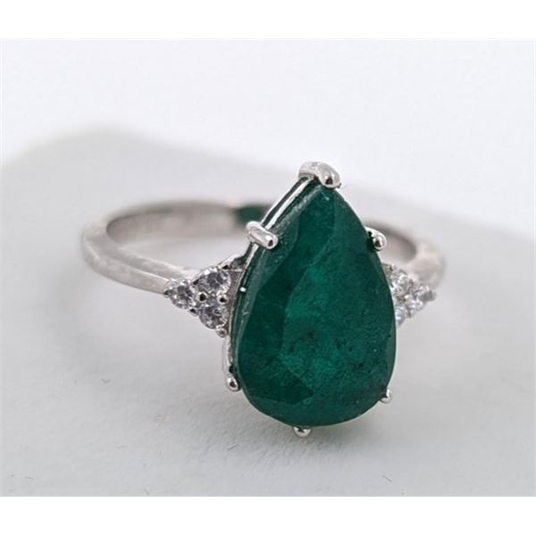 *^2.5 ct Certified Silver Emerald gemstone Ring - Size 6 ($3,930 Appraisal)