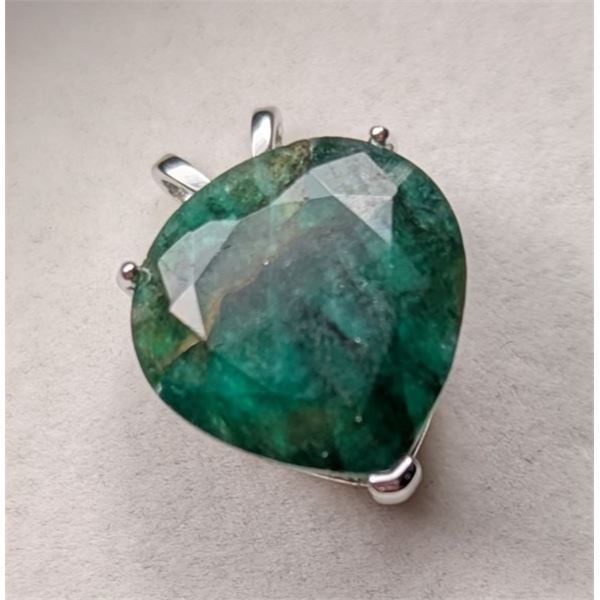 *^3.5 ct Certified Silver Emerald gemstone Pendant ($7,240 Appraisal)