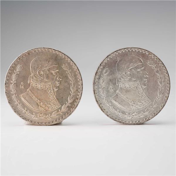 2pc 1958 to 1959 Tepalcate 1 Peso Coins