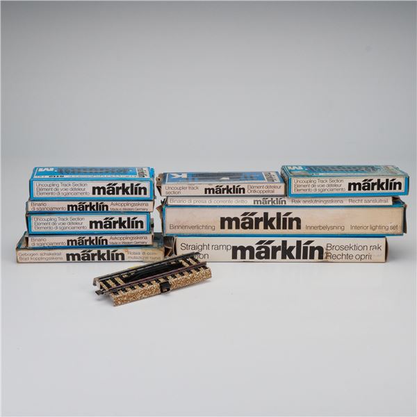 12pc Marklin HO Gauge Model Railway Accessories and Track Sections