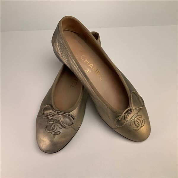 A Pair of Chanel Metallic Gold Leather Ballet Flats