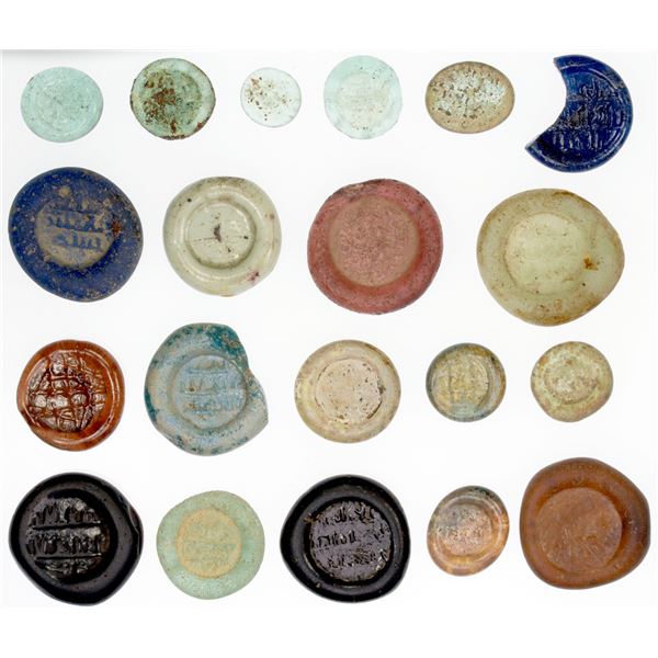FATIMID: COLLECTION of 20 glass weights (jetons)