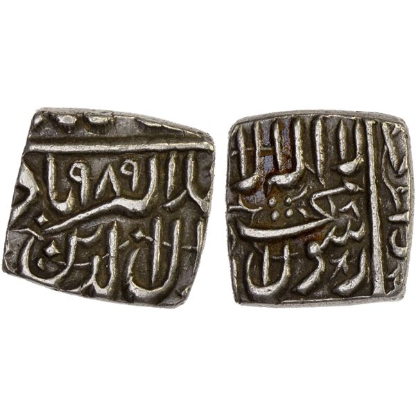 MUGHAL: Akbar I, 1556-1605, AR square 1/2 rupee (5.66g) (Ahmadabad), AH989, XF