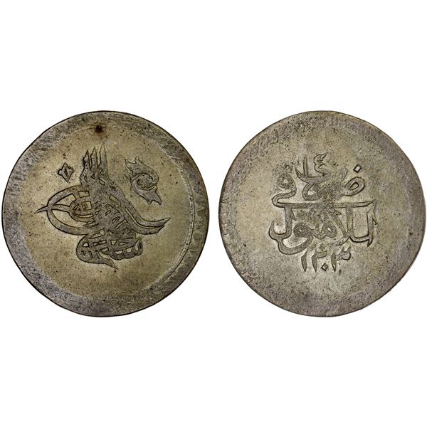 TURKEY: Selim III, 1789-1807, AR piastre (12.73g), Islambul, AH1203 year 14, nearly XF