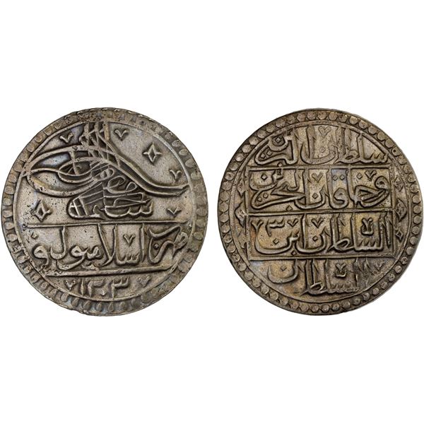 TURKEY: Selim III, 1789-1807, AR yüzlük (100 para) (30.85g), Islambul, AH1203 year 3, choice XF-AU