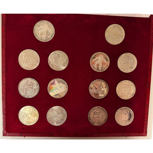 AUSTRIA: Republic, AR 14-piece set, 1976