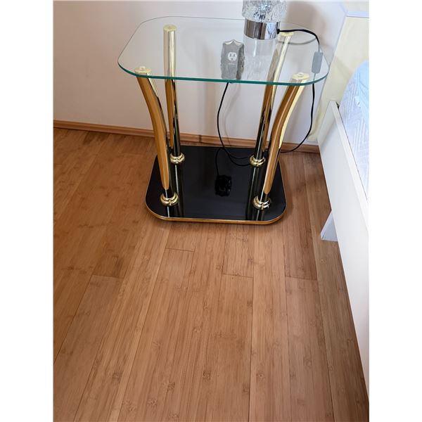 Side table 20" x 16" x 20" tall