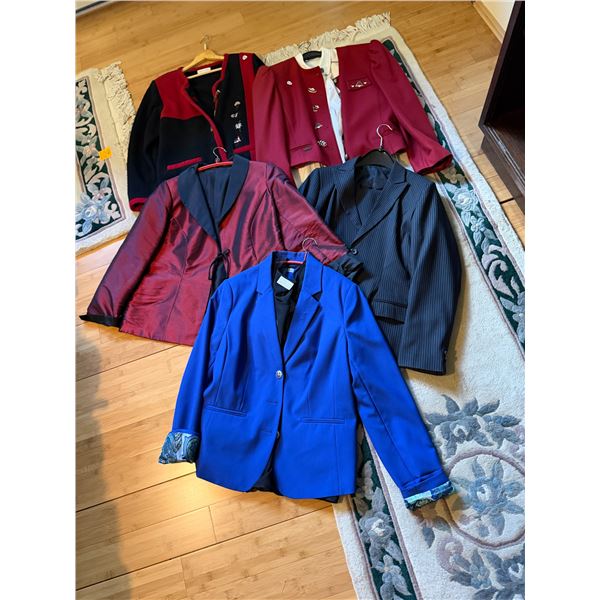 Assorted coats medium Ish