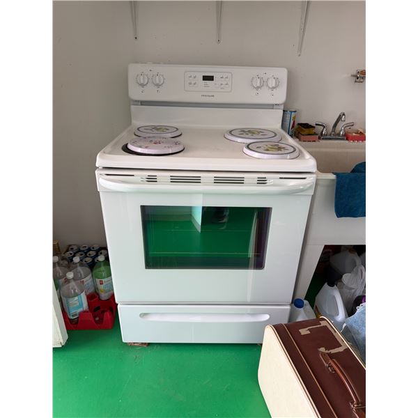 Frigidaire stove