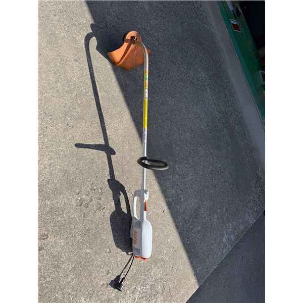 STIHL  FSE 60 electric weedeater