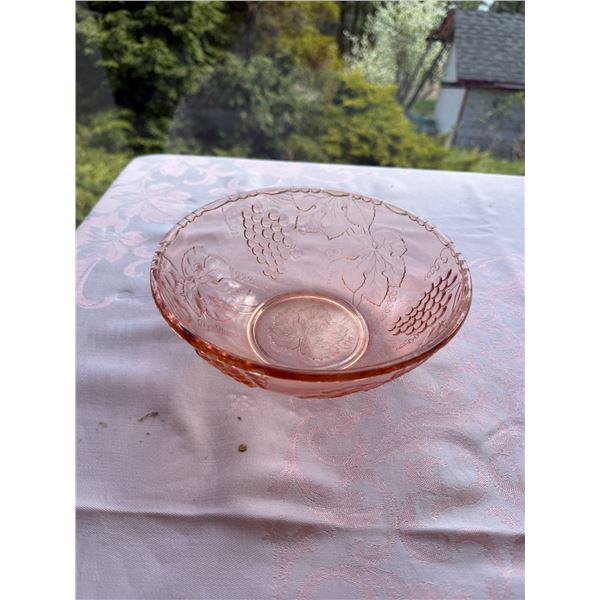 vintage pink depression glass bowl