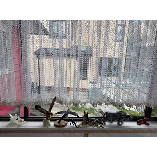 Assorted home, decor, carvings, etc.