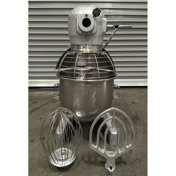 Hobart A200 20qt All Purpose Mixer W/Whip, Beater & Hook