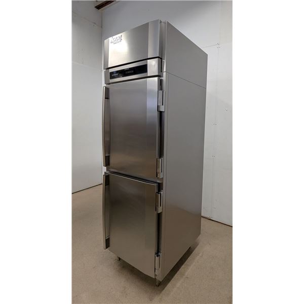 Victory 27" RSA-1D-S1-HD-HC Ultraspec Half Door Cooler