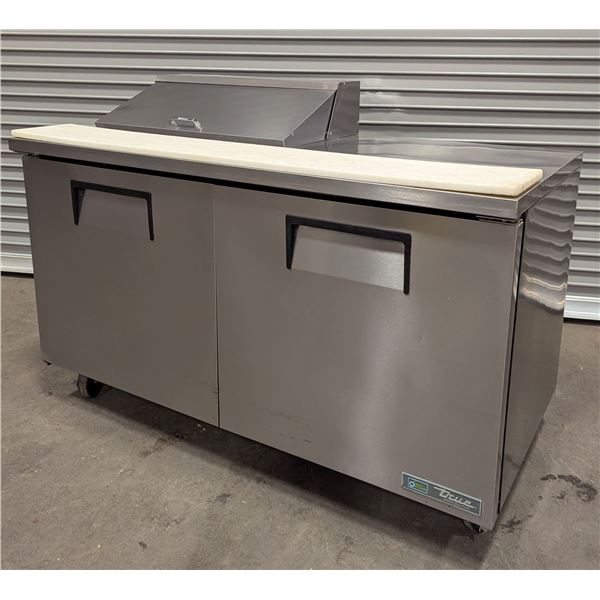 True TSSU-60-08-HC 60" Refrigerated Sandwich/Salad Prep Table