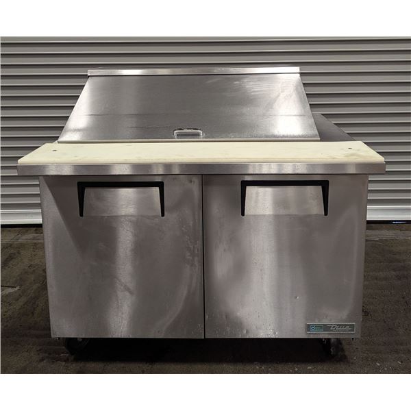 True TSSU-48-18M-B-HC 48" Refrigerated Sandwich/Salad Prep Table