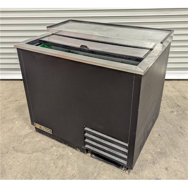 True T-36-GC 37" Slide Lid Glass & Plate Chiller/Froster