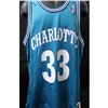 Image 1 : Charlotte Hornets Alonzo Mourning Signed Jersey