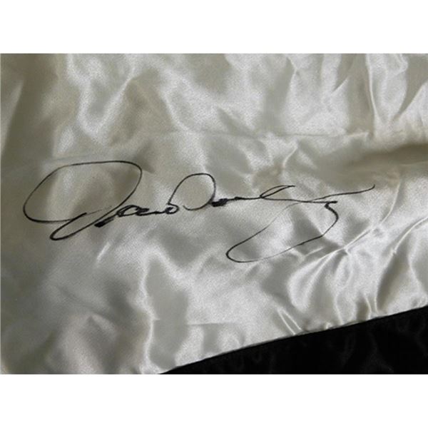 Oscar De La Hoya Signed White Everlast Boxing Trunks / Shorts