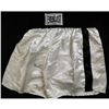 Image 3 : Oscar De La Hoya Signed White Everlast Boxing Trunks / Shorts