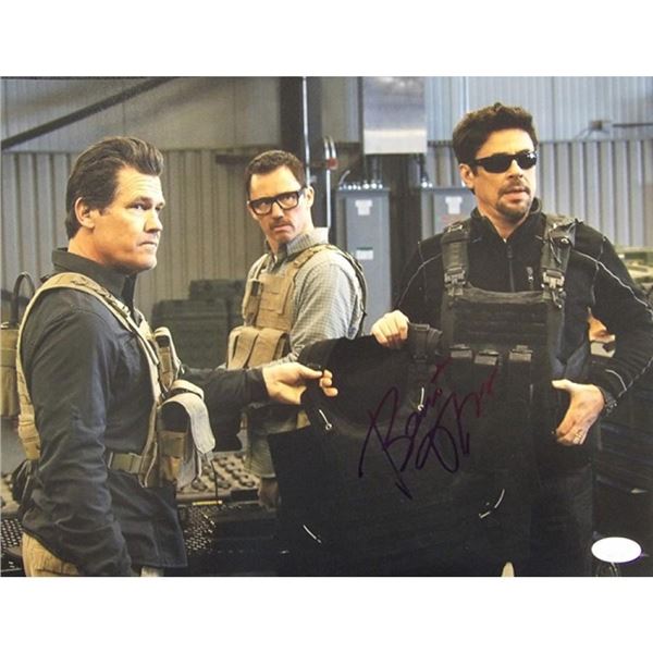 Sicario Benicio Del Toro signed photo. JSA Authenticated