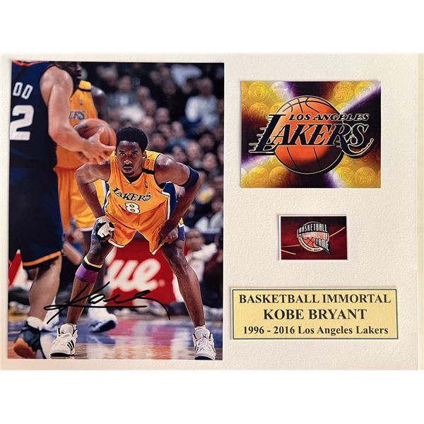 LA Lakers Kobe Bryant signed photo