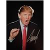 Image 1 : US President Donald Trump signed photo