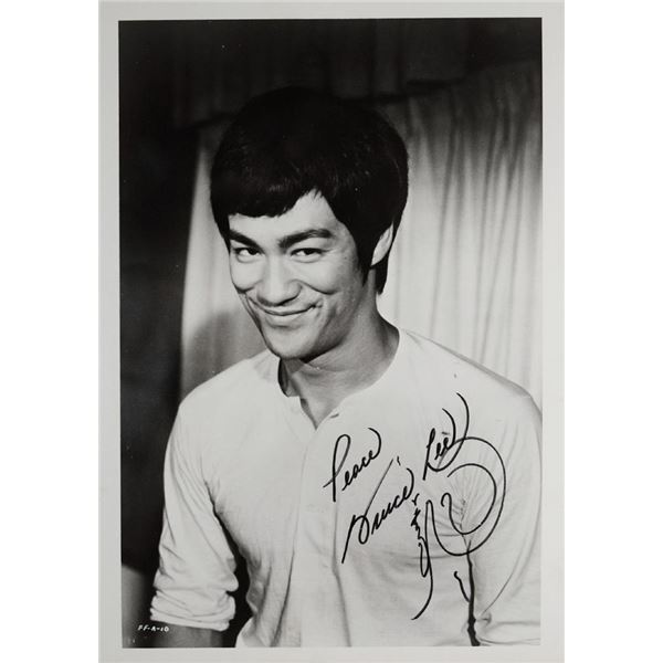 Bruce Lee facsimile signed photo