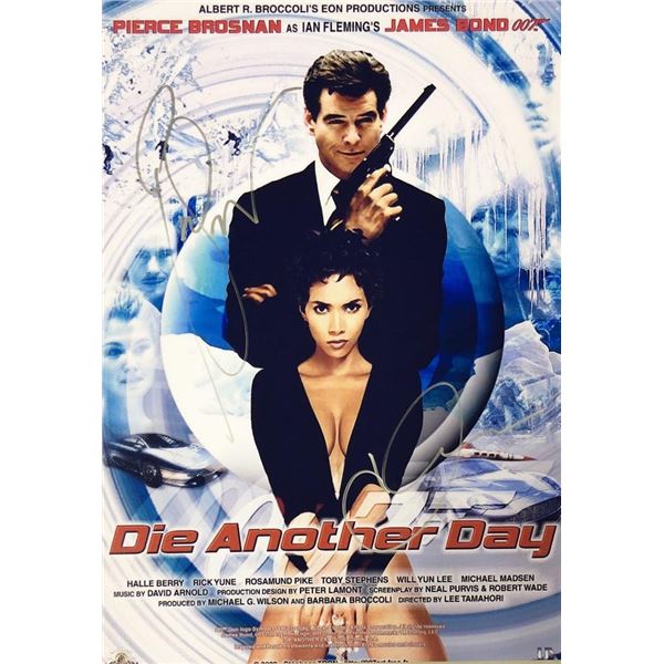 Die Another Day Halle Berry and Pierce Brosnan facsimile signed movie photo
