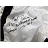 Image 2 : Carlos Palomino Signed White Everlast Boxing Trunks / Shorts