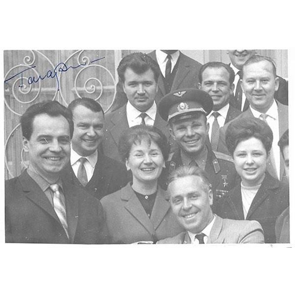 Cosmonaut Yuri Gagarin signed photograph