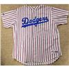Image 3 : Los Angeles Dodgers Legends Signed Jersey (18 Signatures)