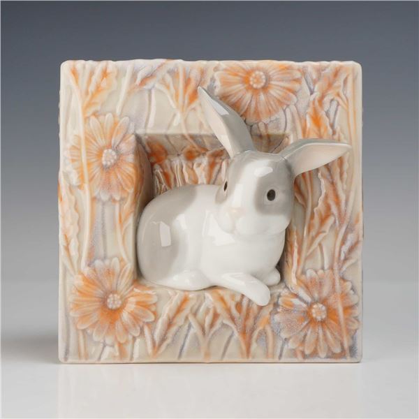 Lladro Porcelain Natural Frame Figurine, Bunny 1008072