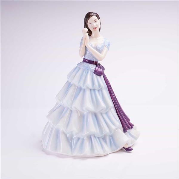 Royal Doulton Figurine Especially For You HN5102